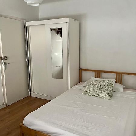 Habitacion Economica Apartment ฟิกวยเรส ภายนอก รูปภาพ