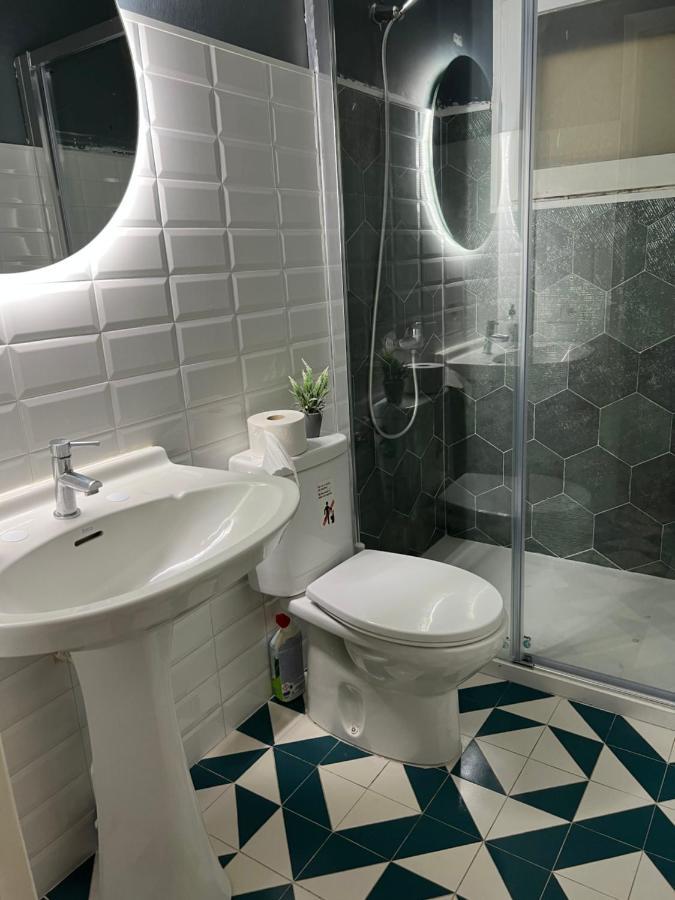 Habitacion Economica Apartment ฟิกวยเรส ภายนอก รูปภาพ