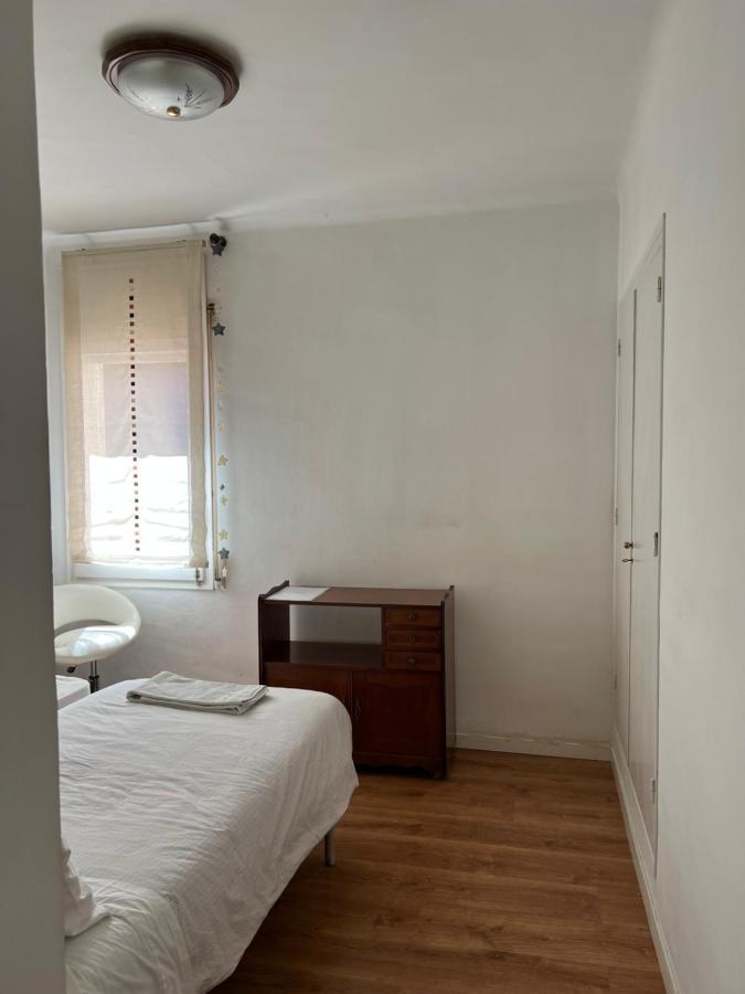 Habitacion Economica Apartment ฟิกวยเรส ภายนอก รูปภาพ